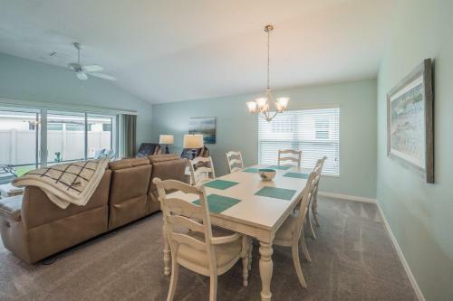 The Villages - Penney Lane 5783