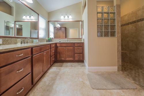 The Villages - Hensley Avenue 5829
