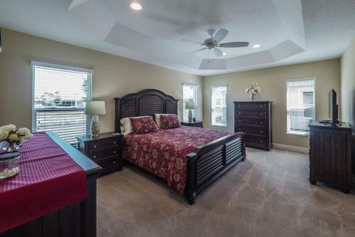The Villages - Hensley Avenue 5829