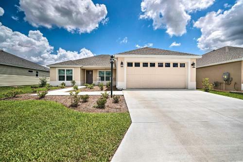 Adults-only Home In The Villages With Perks!