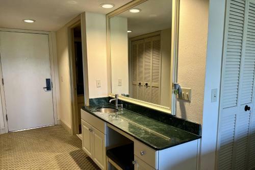 Saddlebrook Resort Executive Suite - Golf And Lakeside Views