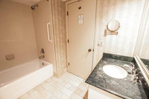 Saddlebrook Resort Executive Suite - Golf And Lakeside Views