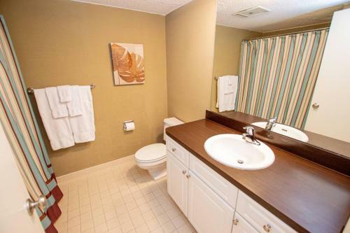 Saddlebrook Resort Studio Suite - Peaceful Pond Paradise - Pet Friendly - Convenience And Comfort