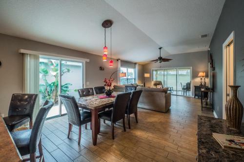 The Villages - Vestridge Avenue 3490