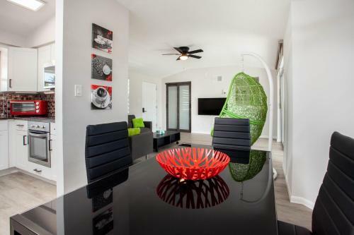 Cozy Bungalow In Venice East ,florida