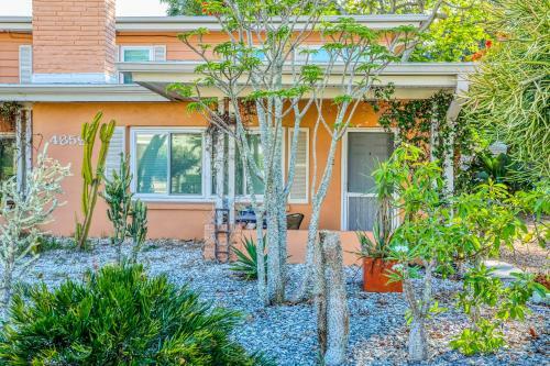 Commonwealth Casas
