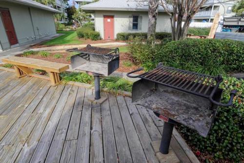 Beachwood Villas F-4