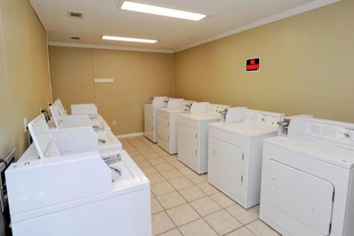 Beachwood Villas F-4