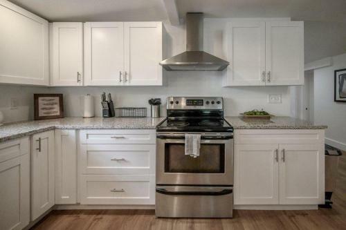 Now Available Renovated Seminole Heights Beauty