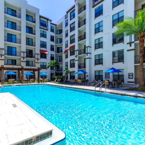 Apartamento Vacacional Con Piscina En Tampa