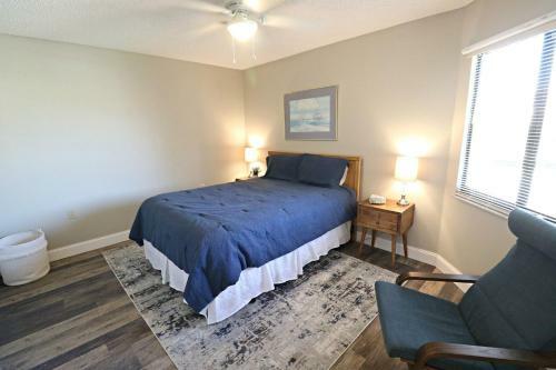 Ocean Village Club E26