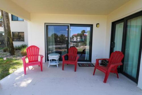 Ocean Village Club D14