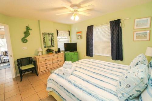 Ocean Village Club I21
