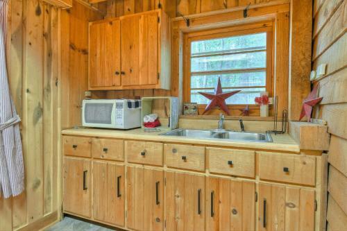Bearfoot Bend Cabin In Blue Ridge