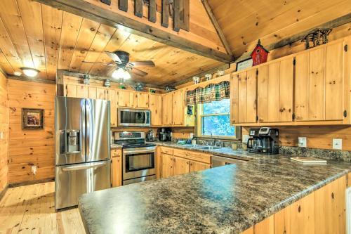Woodsy Georgia Abode With Decks And Creek On-site