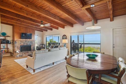Sand Dunes 105a Beachfront Gem, Breathtaking Views Of The Gulf