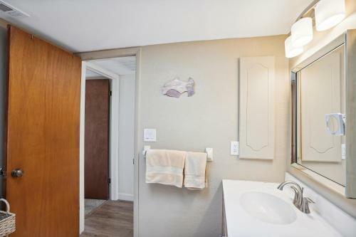 Sand Dunes 105a Beachfront Gem, Breathtaking Views Of The Gulf