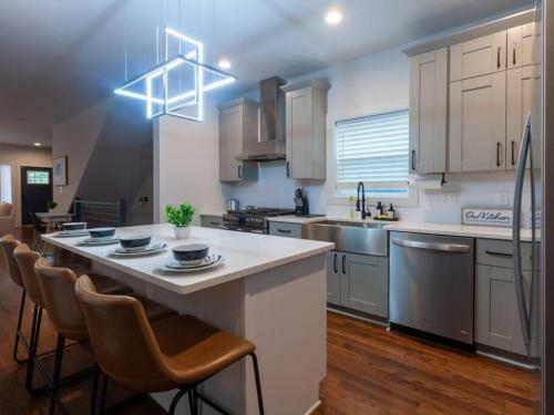 New!! Five75lux Atl Located In Downtown Atlanta