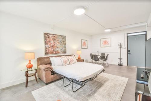 Apartamento Skyline Views And Rooftop Green Space