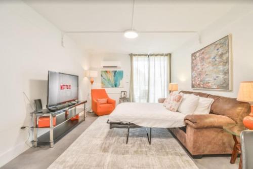 Apartamento Skyline Views And Rooftop Green Space