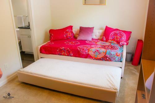 Apartamento Self-care Spa Themed 2 Bdrm 2 Story Townhome!
