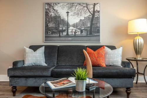 Downtown Atl Condo W Pool King Bed Lm1k2t