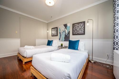 Downtown Atl Condo W Pool King Bed Lm1k2t