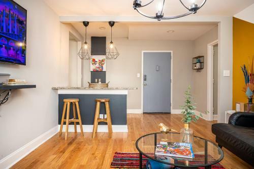Downtown Atl Condo W Pool King Bed Lm1k2t