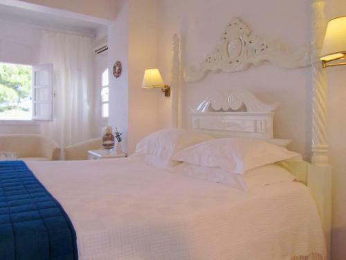 Porto Scoutari Romantic Hotel