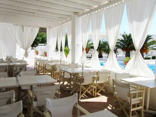 Porto Scoutari Romantic Hotel