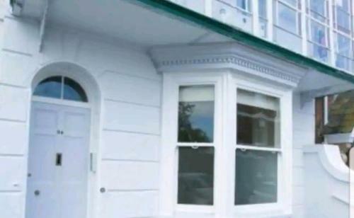 Beautiful Ground Floor Apartment With Parking