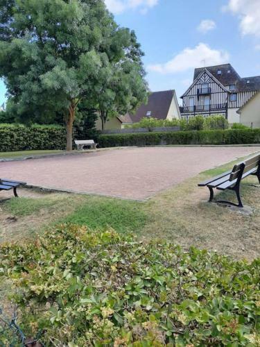Apartamento Appartement Cabourg, Acc�s Direct Plage, Thalasso
