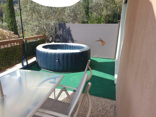 Rez De Villa Vue Dominante Avec Spa