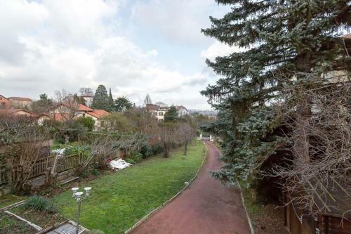 Villa Maison 10min De Lyon - Piscine Et Parking