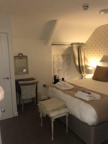 Jt Abergwaun Hotel