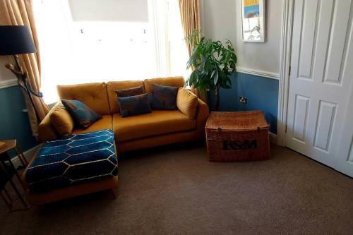 Beautifully Appointed, Period Seaside Apartment