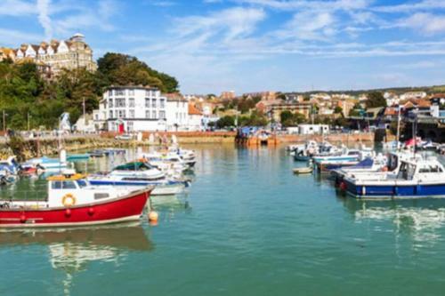 Beautifully Appointed, Period Seaside Apartment