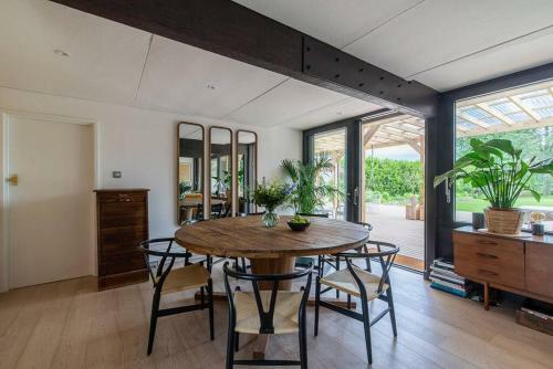 Villa *new* Modern Mid Century - Garden - Central Frome