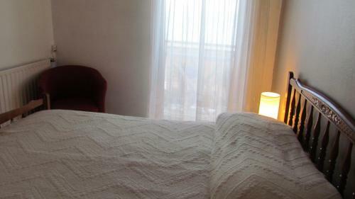 Apartment For 4 People Facing The Sea,