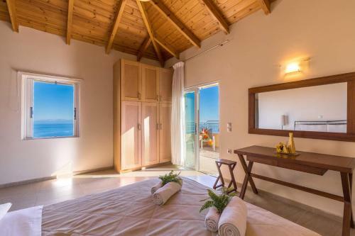 Villa Mirsini By Villa Plus