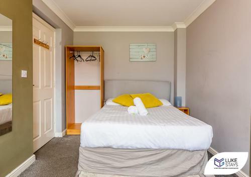 Apartamento ?stunning 5 Bed House ?wifi ?parking ?nr Stadium?