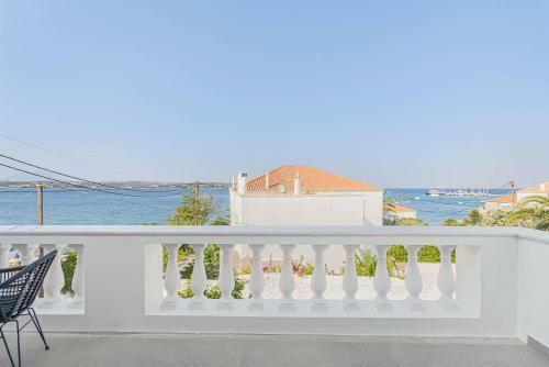 Pearl House - Luxurious New Beach Villa In Spetses Stunning View
