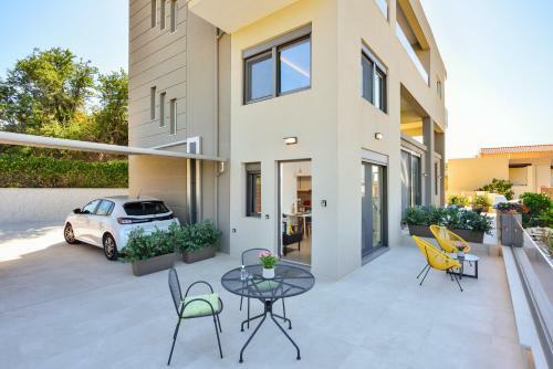 Mini Maisonette