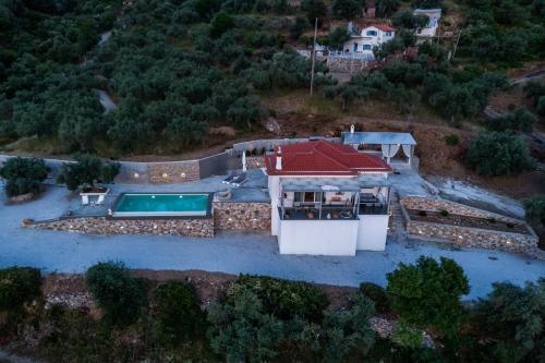 Ninemia Villa In Skopelos
