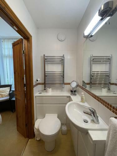 Bed & Breakfast Avalon Tor Retreat