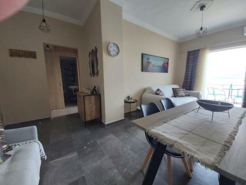 Orion Front Sea Apartment