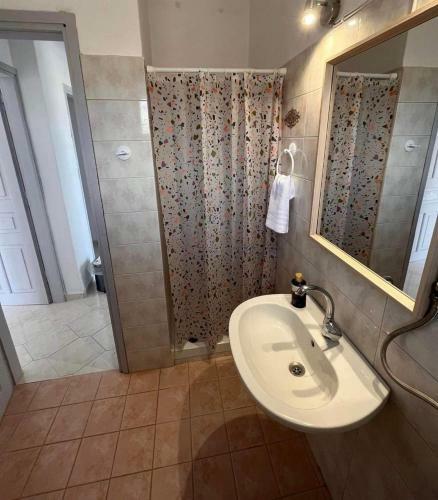 Apartamento Holiday House Ermionida