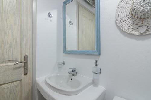 Apartamento ?akovos Holiday Home