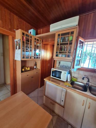 Varkiza Chalet