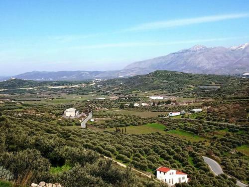 Traditional Creta Stone House In Serenity Village